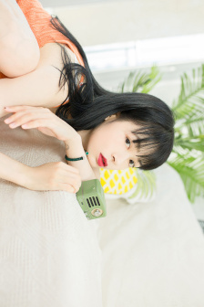 打扑克又疼又叫的